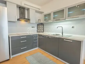 Prodej bytu 2+kk, Praha - Modřany, Semická, 53 m2