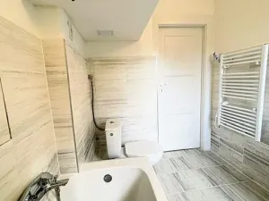 Pronájem bytu 2+kk, Liberec - Liberec I-Staré Město, nám. Žižkovo, 50 m2