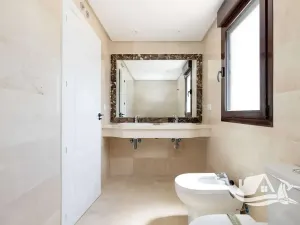 Prodej rodinného domu, Malaga, Španělsko, Calle Gaspar de los Reyes, 234 m2