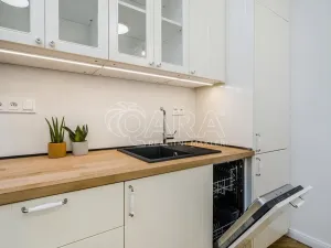 Pronájem bytu 1+kk, Praha - Holešovice, Šimáčkova, 33 m2