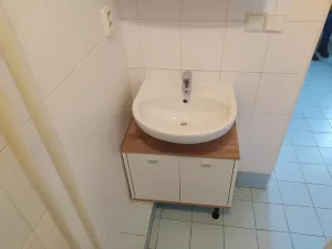 Pronájem bytu 1+kk, Praha - Troja, Olštýnská, 27 m2