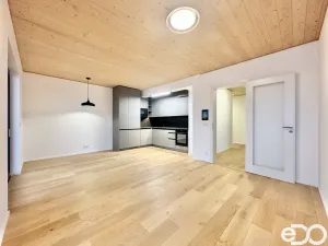 Pronájem bytu 3+kk, Praha, Ujgurská, 68 m2