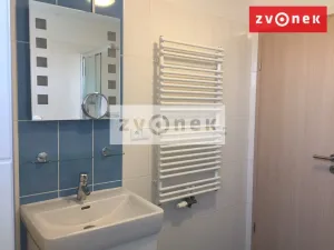 Pronájem bytu 2+kk, Zlín, Pod Křiby, 37 m2