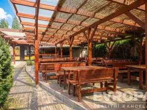 Prodej komerční nemovitosti, Hořice, náměstí Jiřího z Poděbrad, 330 m2