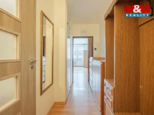 Prodej bytu 1+kk, Praha, Hlavatého, 27 m2