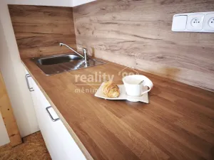 Pronájem kanceláře, Záryby, 67 m2