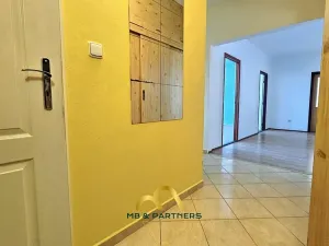 Prodej bytu 4+1, Chlum u Třeboně, Sídliště F. Hrubína, 87 m2