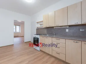 Prodej bytu 2+1, Klášterec nad Ohří - Miřetice u Klášterce nad Ohří, Boženy Němcové, 69 m2