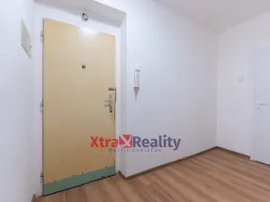 Prodej bytu 2+1, Klášterec nad Ohří - Miřetice u Klášterce nad Ohří, Boženy Němcové, 69 m2