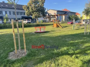 Prodej bytu 2+1, Klášterec nad Ohří - Miřetice u Klášterce nad Ohří, Boženy Němcové, 69 m2