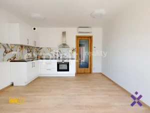 Pronájem bytu 1+kk, Zlín, Mostní, 27 m2