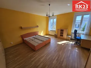 Prodej bytu 2+1, Mariánské Lázně, Nádražní náměstí, 73 m2