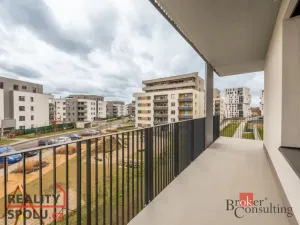 Pronájem bytu 2+kk, Praha - Vysočany, Smržových, 52 m2