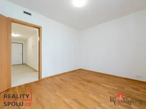 Pronájem bytu 2+kk, Praha - Vysočany, Smržových, 52 m2