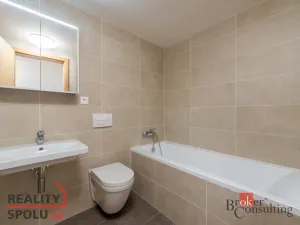 Pronájem bytu 2+kk, Praha - Vysočany, Smržových, 52 m2