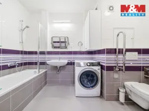 Prodej bytu 2+kk, Pardubice - Polabiny, Bělehradská, 77 m2