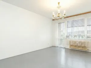 Prodej bytu 2+1, Chomutov, Holešická, 62 m2