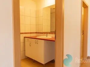 Pronájem bytu 2+kk, Praha, Čimická, 70 m2