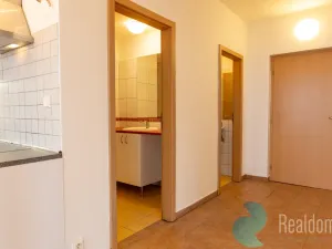 Pronájem bytu 2+kk, Praha, Čimická, 70 m2