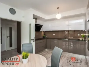 Pronájem bytu 2+kk, Pardubice - Polabiny, Labský Palouk, 58 m2