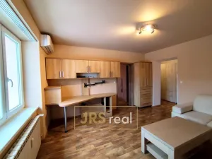 Pronájem bytu 2+1, Hodonín, 64 m2