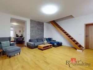 Prodej rodinného domu, Žatec, Chomutovská, 343 m2