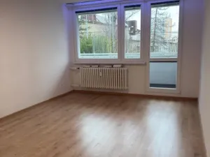 Pronájem bytu 3+1, Praha - Žižkov, Na Jarově, 69 m2