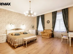 Prodej bytu 3+1, Karlovy Vary, Dr. Davida Bechera, 124 m2