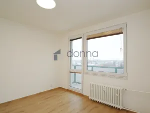 Pronájem bytu 3+1, Praha, Jahodová, 80 m2