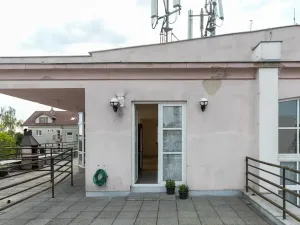 Prodej kanceláře, Praha, 854 m2