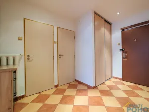 Pronájem bytu 2+1, Praha - Žižkov, Biskupcova, 69 m2