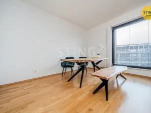 Pronájem bytu 3+kk, Ostrava, Biskupská, 102 m2