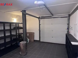 Prodej rodinného domu, Jesenice - Zdiměřice, V Podlesí, 184 m2