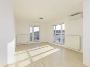 Pronájem bytu 4+kk, Pardubice - Ohrazenice, U Sportovní školy, 90 m2