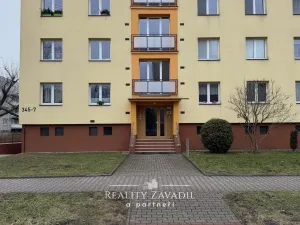 Pronájem bytu 3+1, Pardubice, Na Drážce, 62 m2