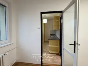 Pronájem bytu 3+1, Pardubice, Na Drážce, 62 m2