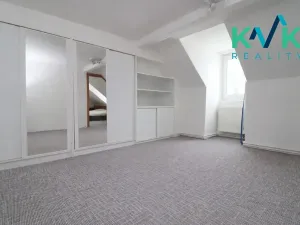 Prodej bytu 3+1, Karlovy Vary, Divadelní, 110 m2