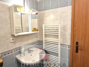 Pronájem bytu 2+kk, Úvaly, U Hostína, 76 m2