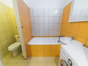 Pronájem bytu 1+kk, Praha - Vršovice, Bulharská, 32 m2