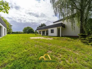 Prodej rodinného domu, Doubravička, 195 m2