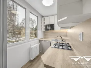 Pronájem bytu 3+1, Praha - Střížkov, Harrachovská, 52 m2
