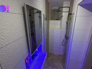 Pronájem obchodního prostoru, Český Těšín, Hlavní třída, 12 m2