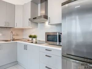 Prodej bytu 2+kk, Praha - Stodůlky, Svitákova, 44 m2