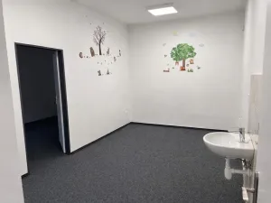 Pronájem kanceláře, Praha - Holešovice, Přístavní, 100 m2