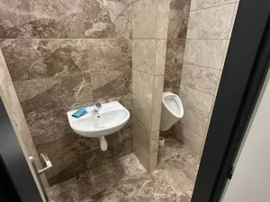 Pronájem kanceláře, Praha - Holešovice, Přístavní, 100 m2