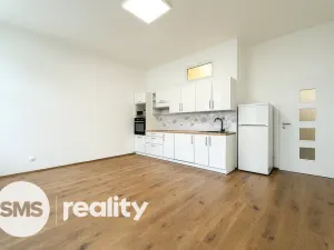 Pronájem bytu 3+kk, Opava - Město, Nákladní, 71 m2