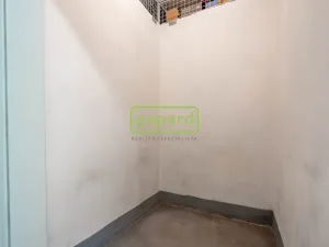 Prodej garážového stání, Praha, náměstí Přátelství, 25 m2