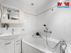 Pronájem bytu 2+1, Ústí nad Labem - Severní Terasa, Glennova, 62 m2