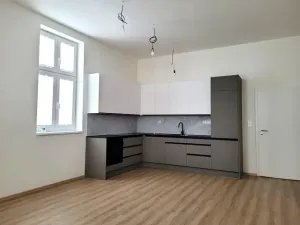 Prodej bytu 3+kk, Stěžery, Zámecká, 64 m2