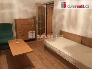 Pronájem bytu 2+1, Praha, Na Petřinách, 54 m2